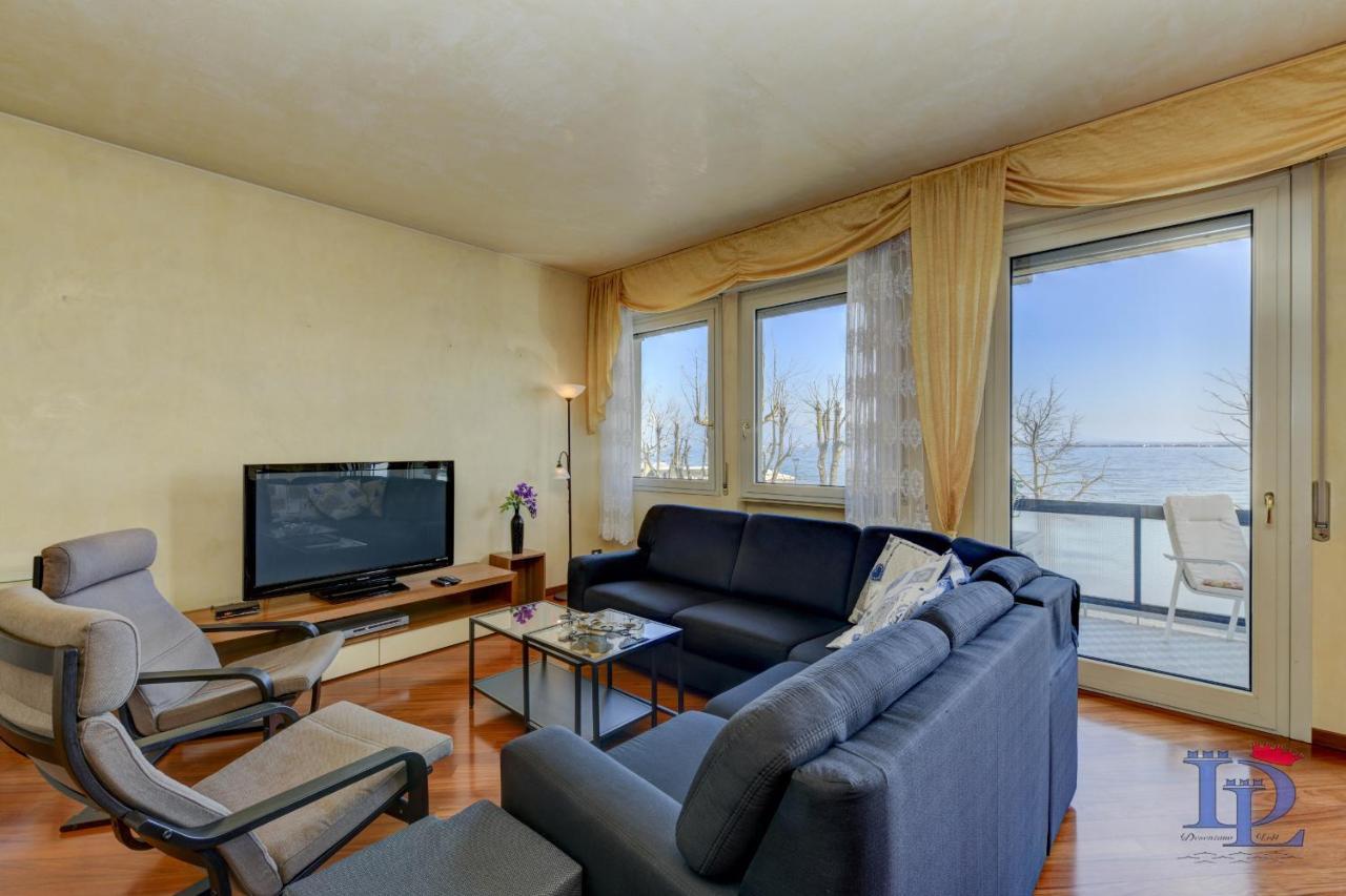 Desenzanoloft Official Partner Marriott Homes & Villas - Charming On The Lake Front Lake Desenzano del Garda Exterior photo
