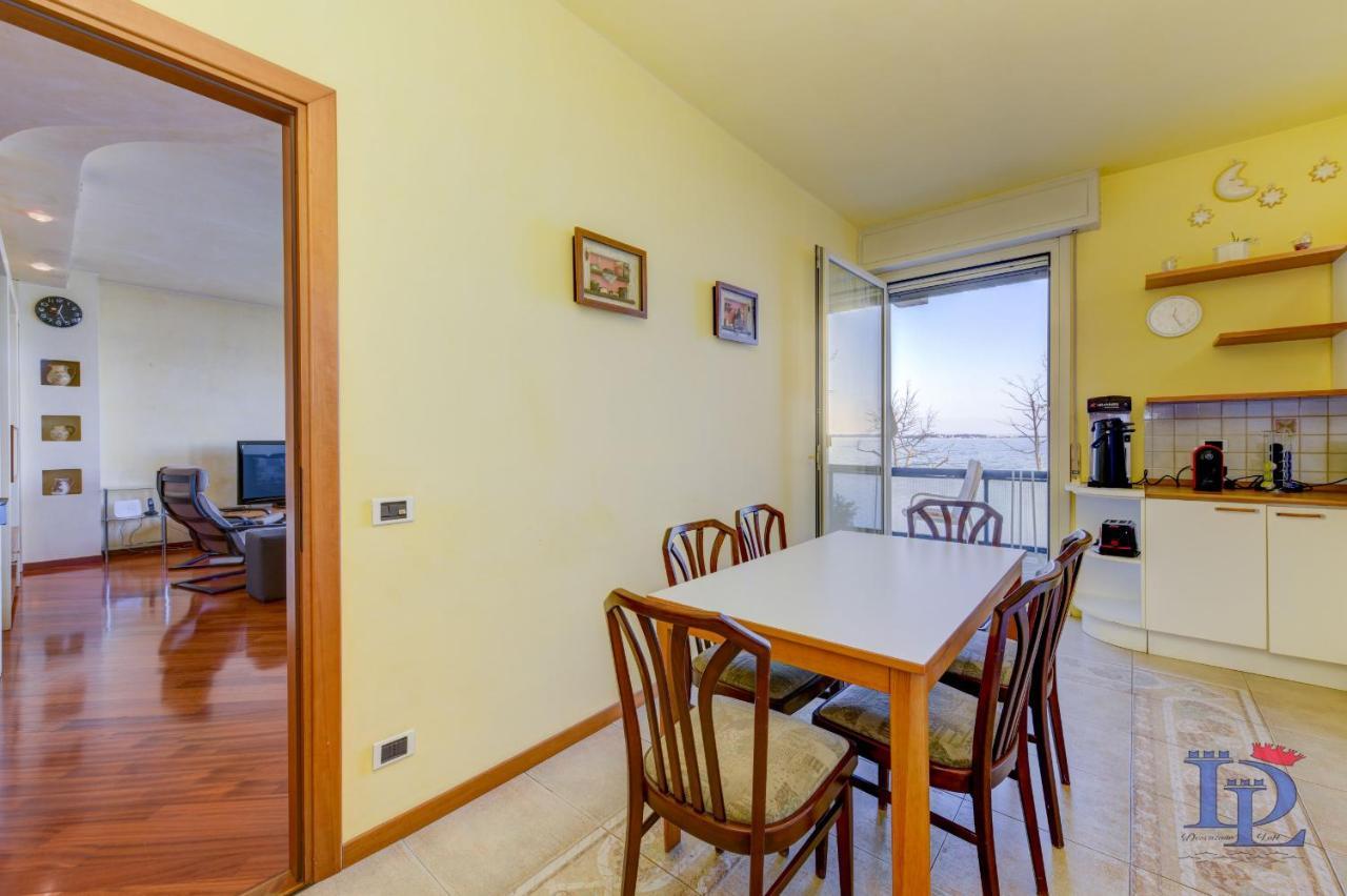 Desenzanoloft Official Partner Marriott Homes & Villas - Charming On The Lake Front Lake Desenzano del Garda Exterior photo