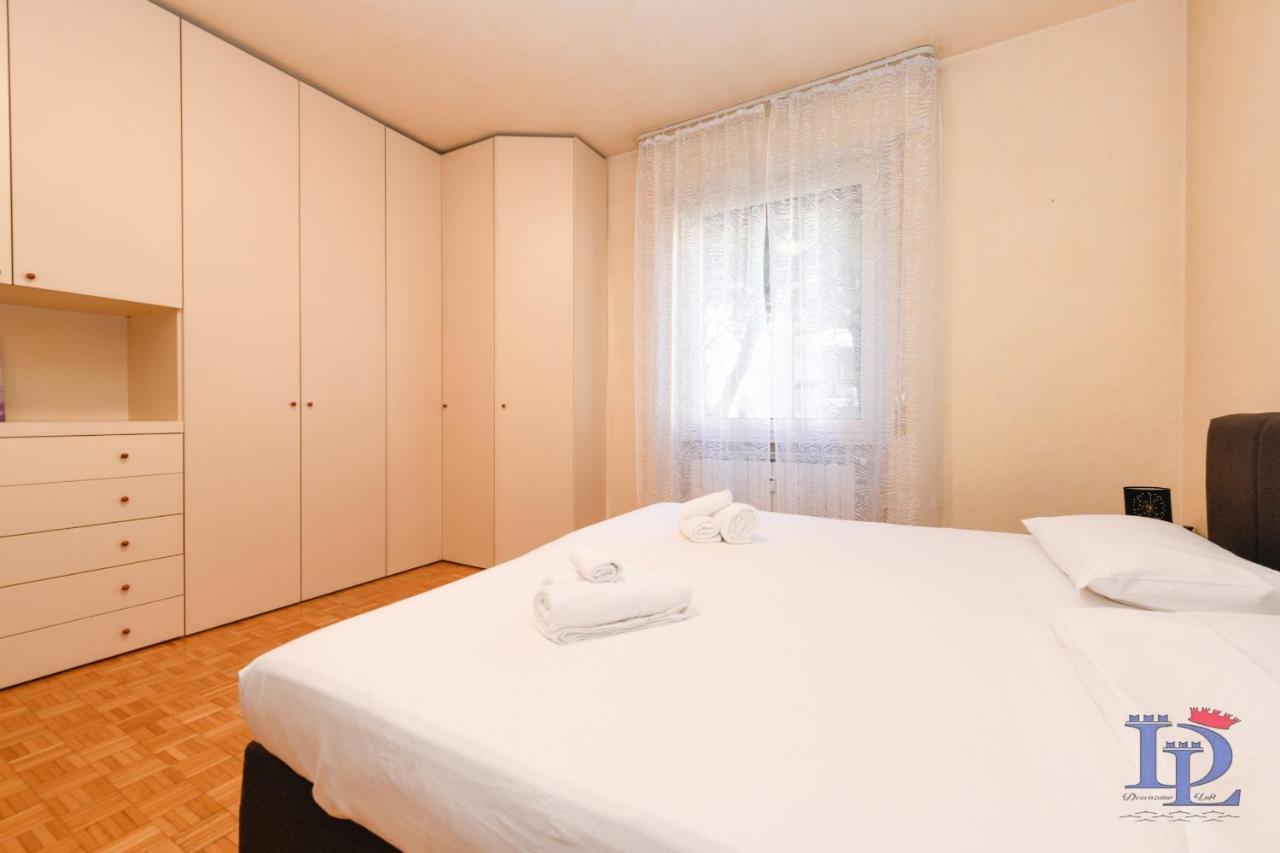 Desenzanoloft Official Partner Marriott Homes & Villas - Charming On The Lake Front Lake Desenzano del Garda Exterior photo
