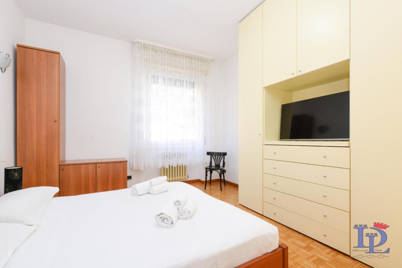 Desenzanoloft Official Partner Marriott Homes & Villas - Charming On The Lake Front Lake Desenzano del Garda Exterior photo